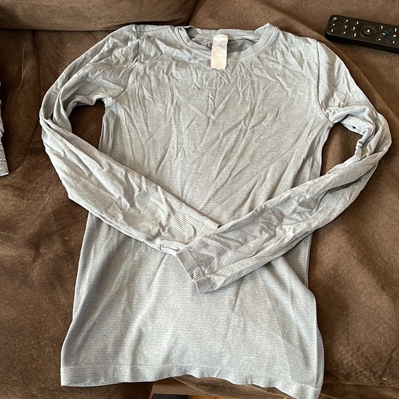 Hylete sz small running top - Picture 2 of 4